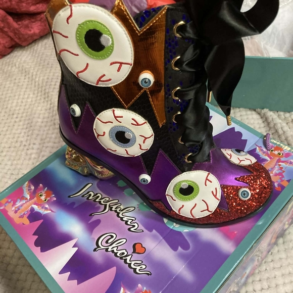 RARE Irregular Choice Dragon Gift Box - Picture 6 of 8